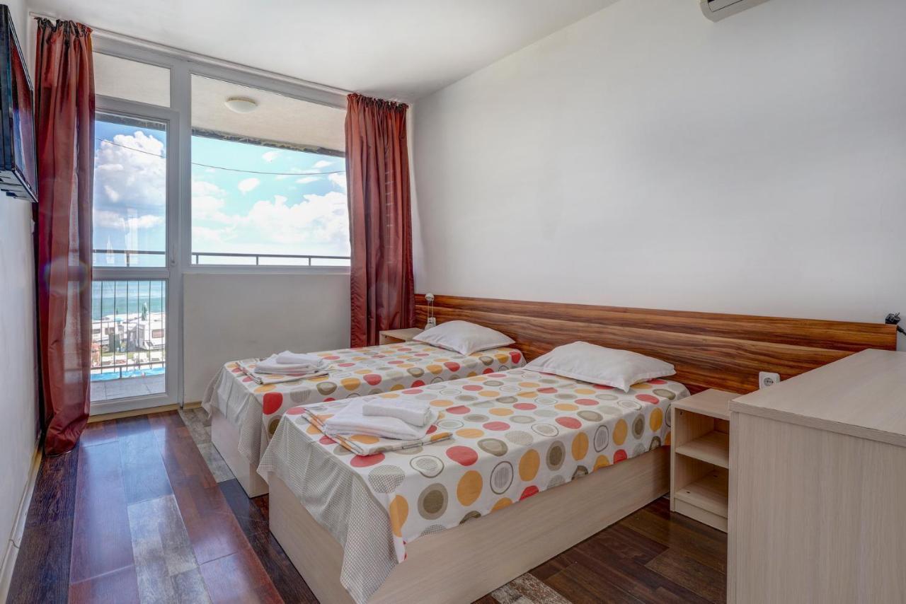 Saint George Hotel 2 Kavarna Extérieur photo